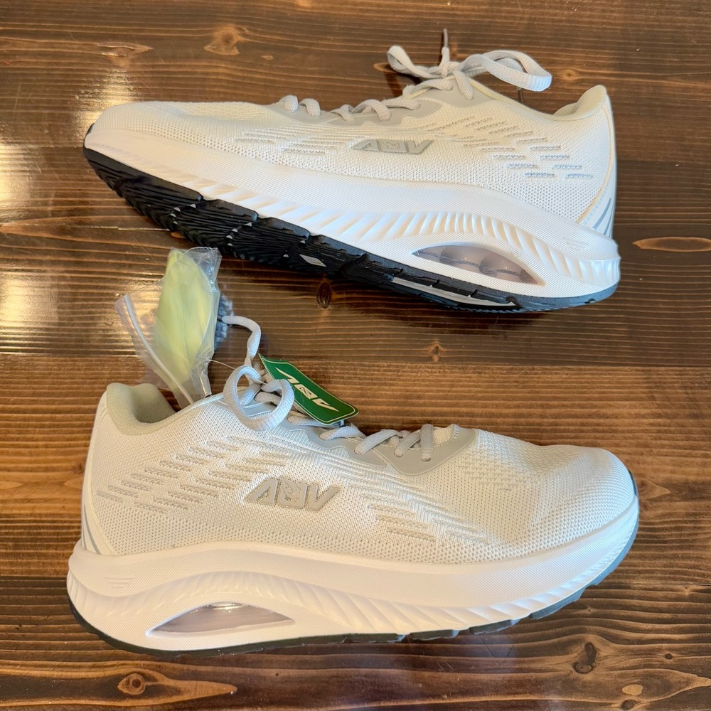 AOV‎ Arch Women's Comfort WalkingShoes - White NWT Size 8.5